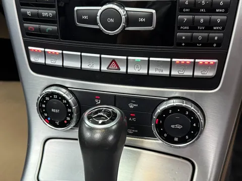 MERCEDES-BENZ SLK250 AMG SPORT CDI BLUE