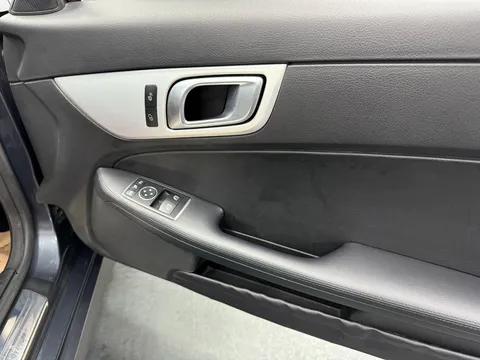 MERCEDES-BENZ SLK250 AMG SPORT CDI BLUE