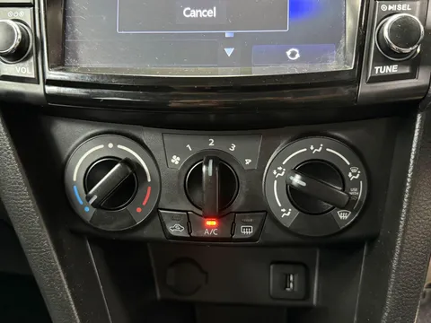 SUZUKI SWIFT 1.2 SZ3 5dr