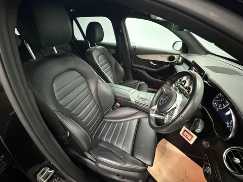 MERCEDES-BENZ GLC GLC 300d 4Matic AMG Line Premium 5dr 9G-Tronic
