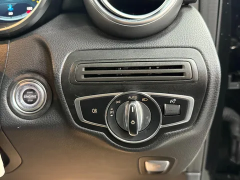 MERCEDES-BENZ GLC GLC 300d 4Matic AMG Line Premium 5dr 9G-Tronic