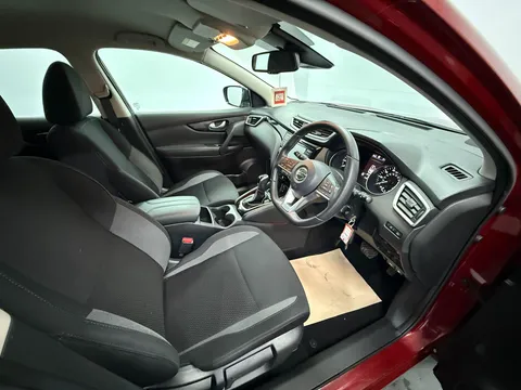 NISSAN QASHQAI 1.3 DiG-T 160 Acenta Premium 5dr DCT