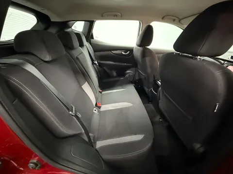 NISSAN QASHQAI 1.3 DiG-T 160 Acenta Premium 5dr DCT