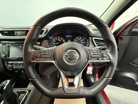 NISSAN QASHQAI 1.3 DiG-T 160 Acenta Premium 5dr DCT