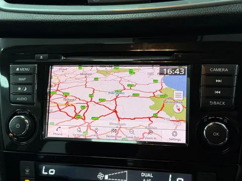 NISSAN QASHQAI 1.3 DiG-T 160 Acenta Premium 5dr DCT