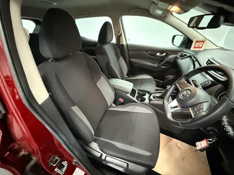 NISSAN QASHQAI 1.3 DiG-T 160 Acenta Premium 5dr DCT