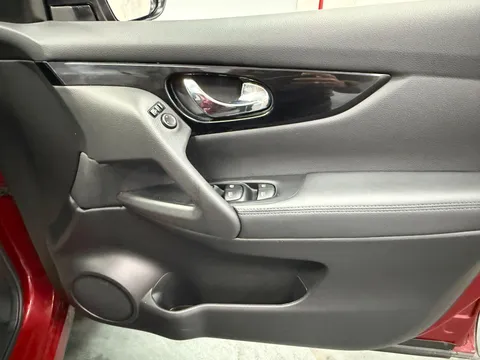 NISSAN QASHQAI 1.3 DiG-T 160 Acenta Premium 5dr DCT