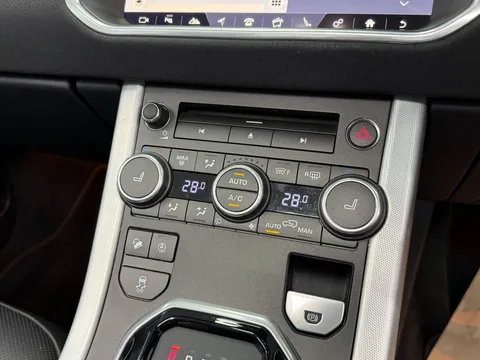 LAND ROVER RANGE ROVER EVOQUE 2.0 TD4 HSE Dynamic 2dr Auto