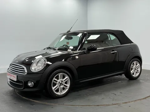 MINI CONVERTIBLE 1.6 Cooper D 2dr