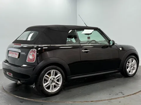 MINI CONVERTIBLE 1.6 Cooper D 2dr