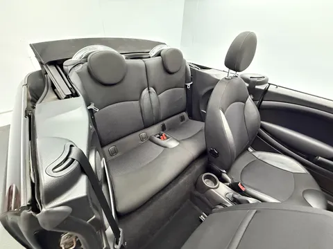 MINI CONVERTIBLE 1.6 Cooper D 2dr