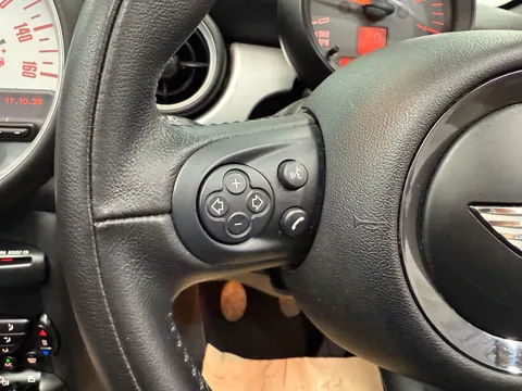 MINI CONVERTIBLE 1.6 Cooper D 2dr