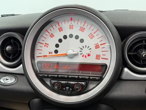 MINI CONVERTIBLE 1.6 Cooper D 2dr