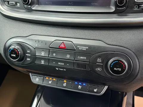 KIA SORENTO 2.2 CRDi KX-4 5dr Auto