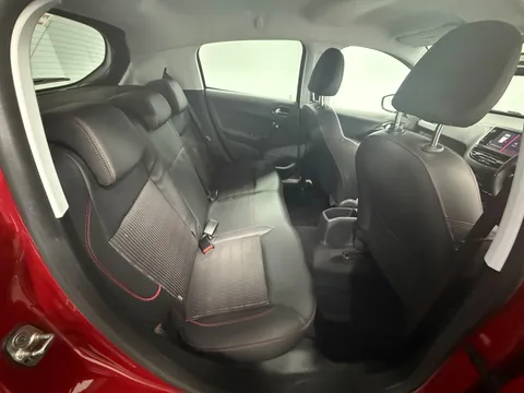 PEUGEOT 208 1.2 PureTech 110 GT Line 5dr