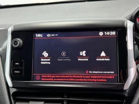 PEUGEOT 208 1.2 PureTech 110 GT Line 5dr