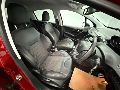 PEUGEOT 208 1.2 PureTech 110 GT Line 5dr