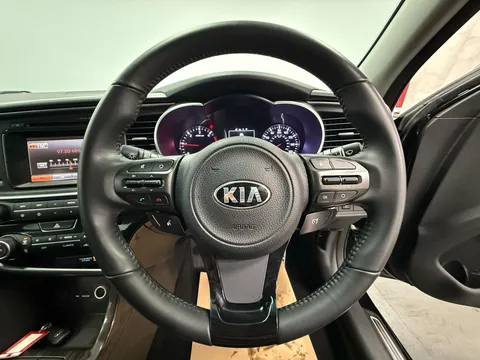 KIA OPTIMA 1.7 CRDi 3 4dr