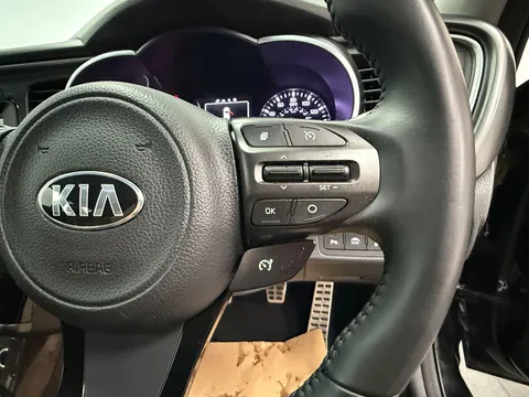 KIA OPTIMA 1.7 CRDi 3 4dr