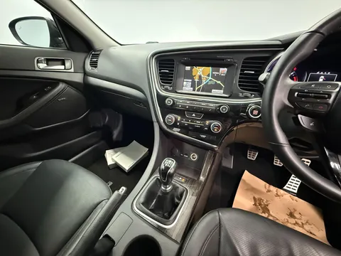 KIA OPTIMA 1.7 CRDi 3 4dr