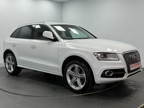 AUDI Q5 2.0 TDI [190] Quattro S Line Plus 5dr S Tronic