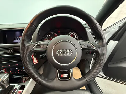 AUDI Q5 2.0 TDI [190] Quattro S Line Plus 5dr S Tronic