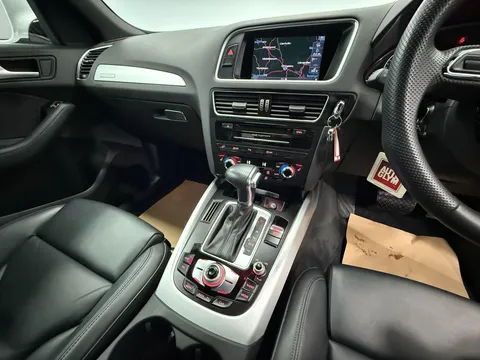 AUDI Q5 2.0 TDI [190] Quattro S Line Plus 5dr S Tronic