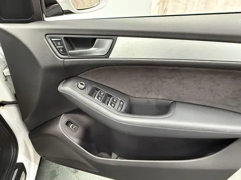 AUDI Q5 2.0 TDI [190] Quattro S Line Plus 5dr S Tronic