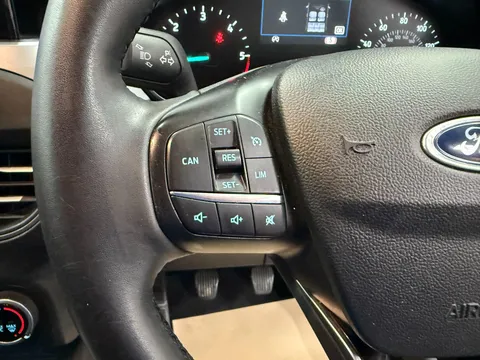 Ford Focus Zetec Tdci 1.5 EcoBlue Zetec Euro 6 (s/s) 5dr