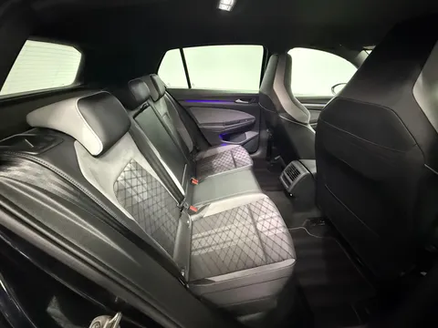 VOLKSWAGEN GOLF 2.0 TDI 150 R-Line 5dr DSG