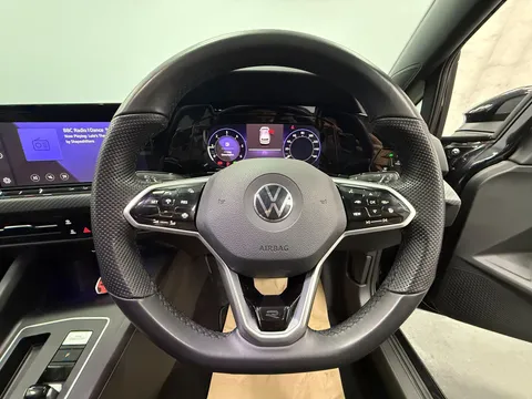 VOLKSWAGEN GOLF 2.0 TDI 150 R-Line 5dr DSG