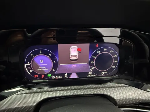 VOLKSWAGEN GOLF 2.0 TDI 150 R-Line 5dr DSG