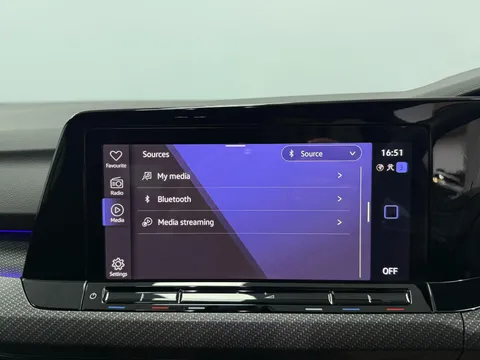 VOLKSWAGEN GOLF 2.0 TDI 150 R-Line 5dr DSG