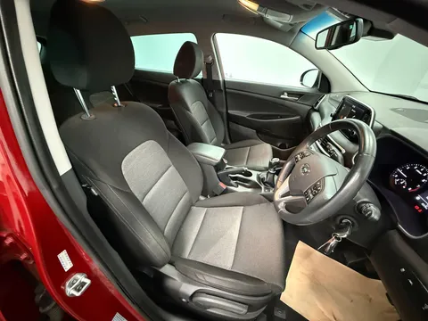 HYUNDAI TUCSON 1.6 GDi SE Nav 5dr 2WD