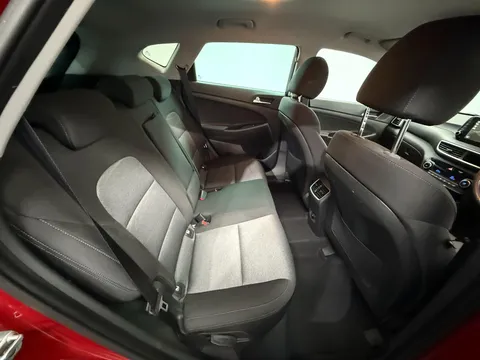 HYUNDAI TUCSON 1.6 GDi SE Nav 5dr 2WD