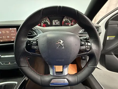 PEUGEOT 308 1.2 PureTech 130 GT Line 5dr