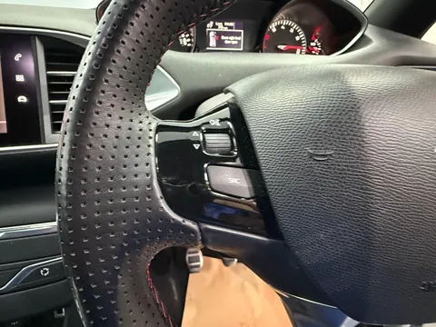 PEUGEOT 308 1.2 PureTech 130 GT Line 5dr