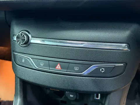 PEUGEOT 308 1.2 PureTech 130 GT Line 5dr