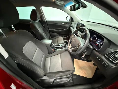 HYUNDAI TUCSON 1.6 GDi SE Nav 5dr 2WD