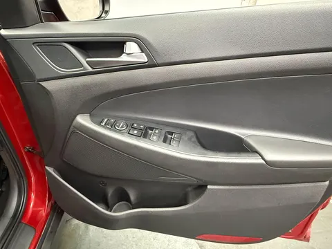 HYUNDAI TUCSON 1.6 GDi SE Nav 5dr 2WD