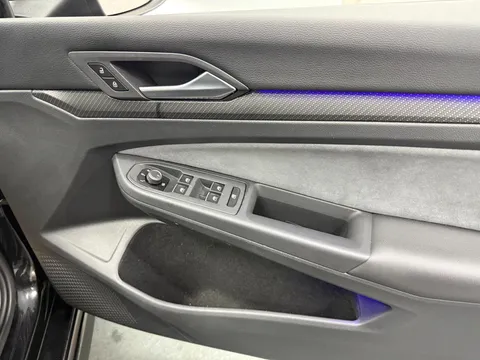 VOLKSWAGEN GOLF 2.0 TDI 150 R-Line 5dr DSG