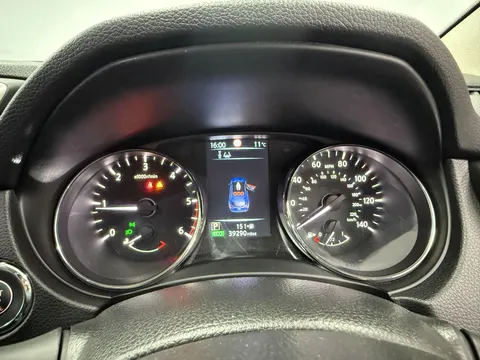 NISSAN QASHQAI 1.6 dCi N-Connecta 5dr Xtronic