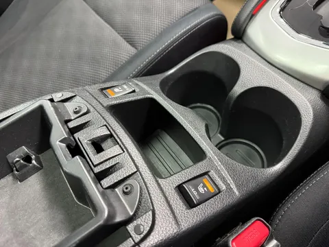 NISSAN QASHQAI 1.6 dCi N-Connecta 5dr Xtronic