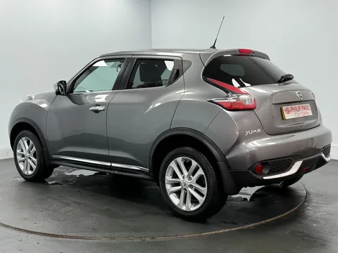 NISSAN JUKE 1.6 Acenta Premium 5dr Xtronic
