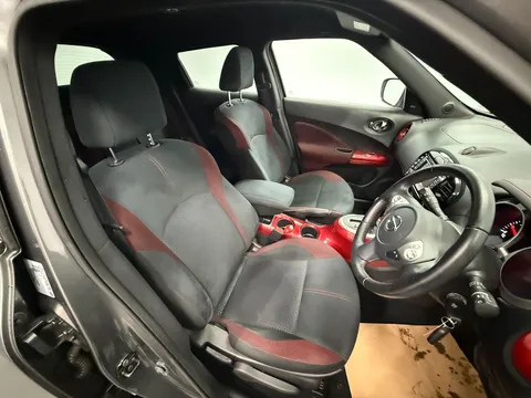 NISSAN JUKE 1.6 Acenta Premium 5dr Xtronic