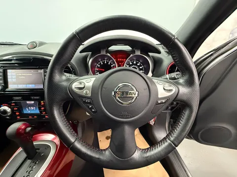 NISSAN JUKE 1.6 Acenta Premium 5dr Xtronic