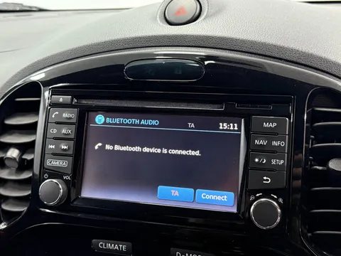 NISSAN JUKE 1.6 Acenta Premium 5dr Xtronic