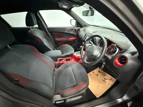 NISSAN JUKE 1.6 Acenta Premium 5dr Xtronic