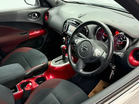 NISSAN JUKE 1.6 Acenta Premium 5dr Xtronic