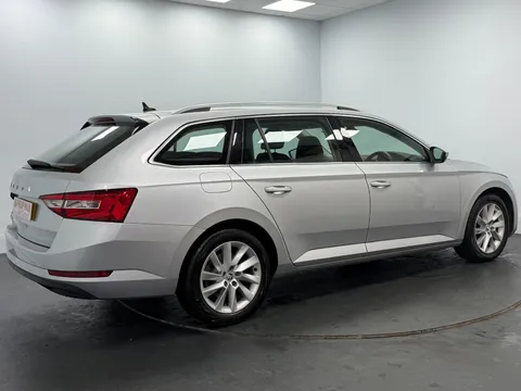 SKODA SUPERB 2.0 TDI CR SE 5dr